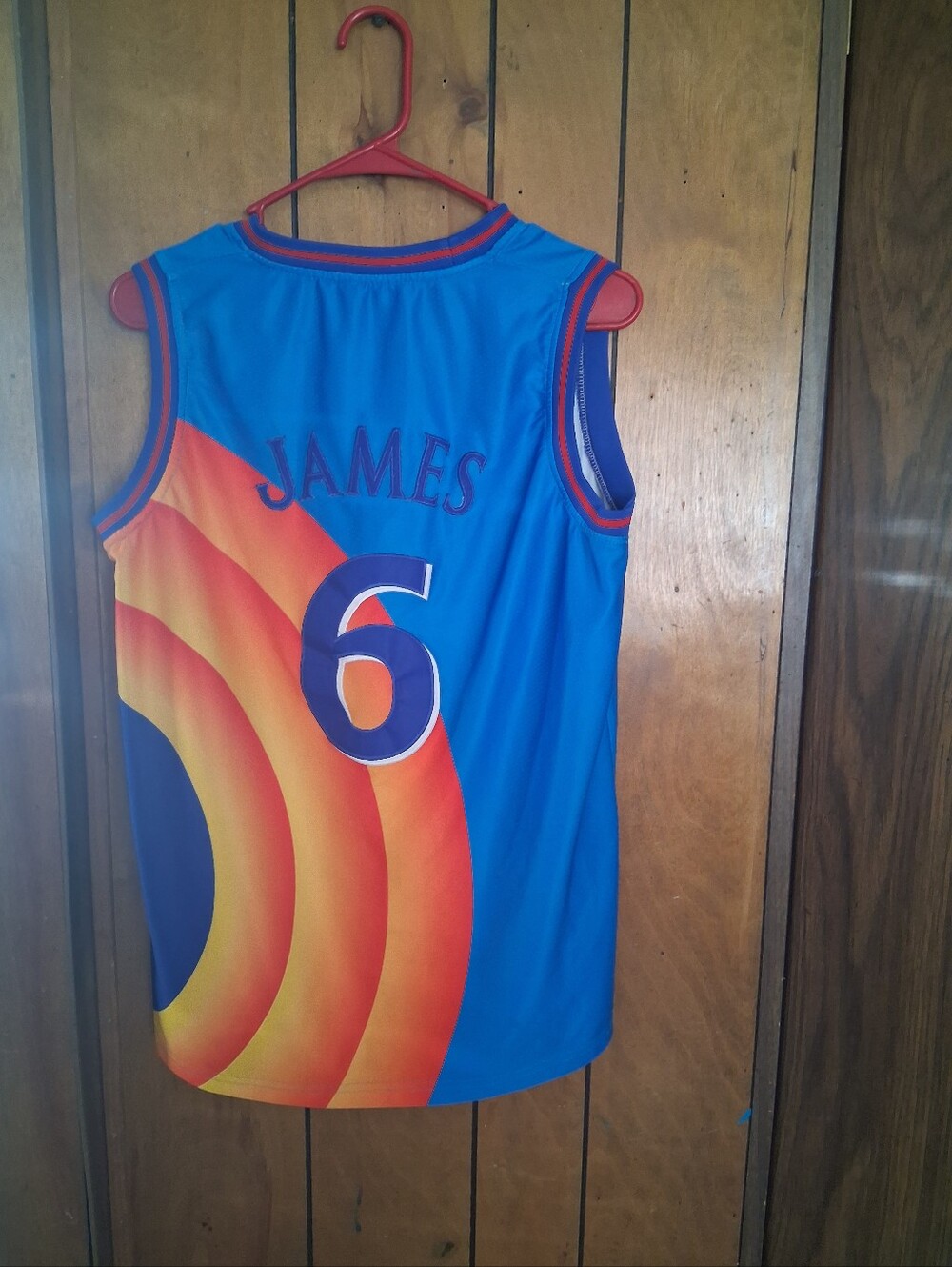 Mystery Sports Card With Lebron James Space Jam Youth Xl Jersey
